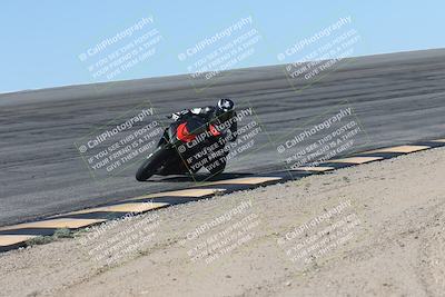 media/Oct-13-2025-Moto Forza (Mon) [[a66d839500]]/2-A Group/Session 2 (Bowl)/